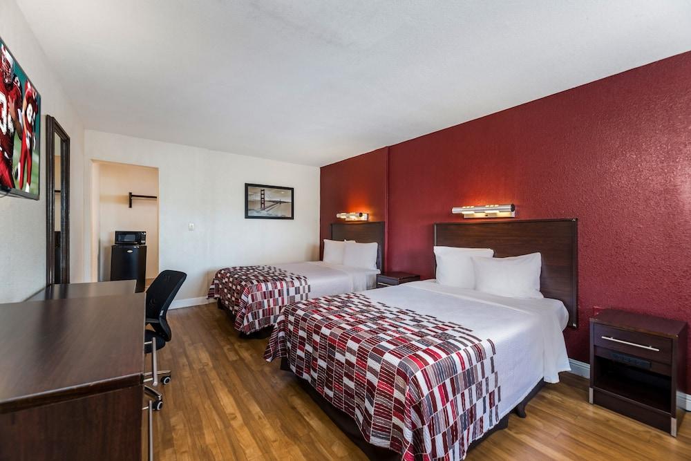 Red Roof Inn Stockton Buitenkant foto